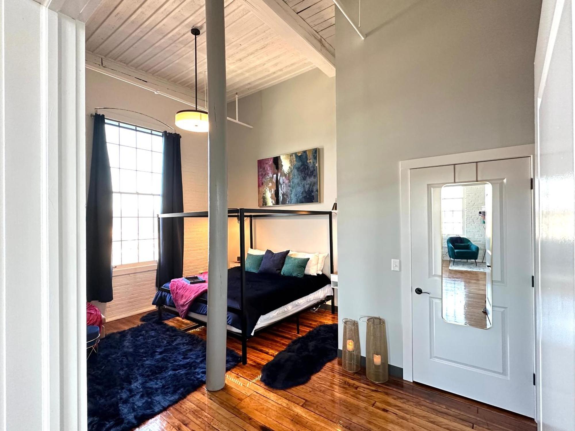 Penthouse: Casa Colore Ютика Экстерьер фото